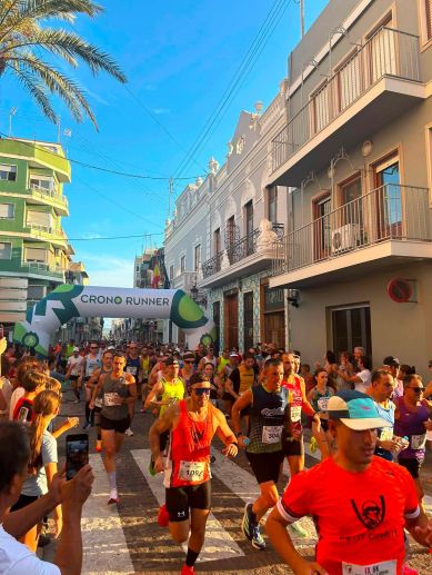 Volta a Peu de les Festes d'Agost.