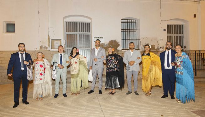 Corporacion Municipal en la Verbena del Mantón.