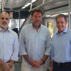 Óscar Puente durant la visita a Xàtiva./ EPDA