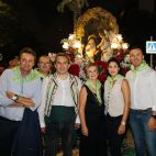 Los clavarios de Sant Onofre, junto a autoridades, durante la Passejà. / Associació Cultural Clavaris de Sant Onofre