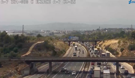 Retenciones de tráfico en la A-7 a su paso por Paterna. / DGT
