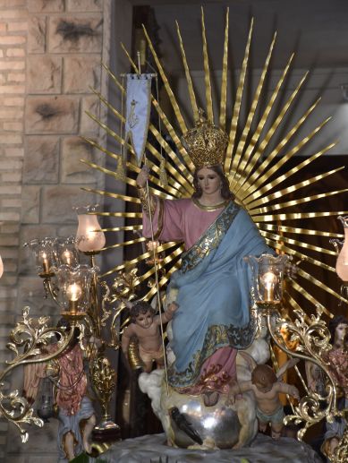  Procesión de la Divina Aurora.