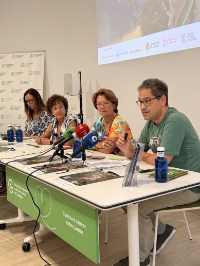 Representantes de la asociación durante la rueda de prensa. / Asociación Española Contra el Cáncer Representantes de la asociación durante la rueda de prensa. / Asociación Española Contra el Cáncer
