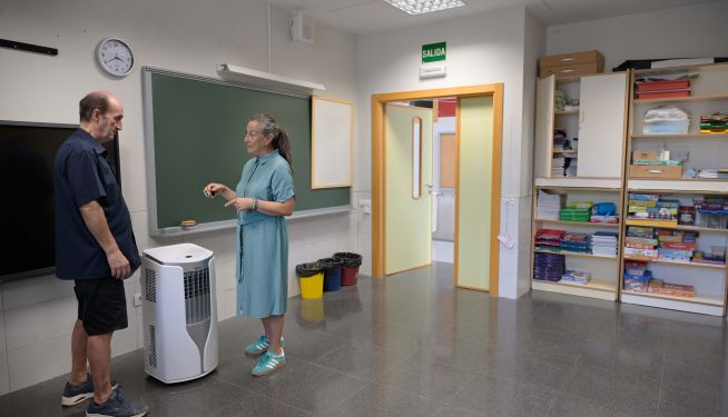 Así son los electrodomésticos colocados en los centros educativos de Paiporta para paliar el calor. Así son los electrodomésticos colocados en los centros educativos de Paiporta para paliar el calor.