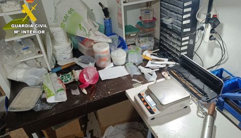La Guardia Civil detiene a cinco personas en la Costera y la Canal de Navarrés e incauta más de 172 kilos de droga destinados al tráfico nacional e internacional.