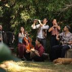 La formación aragonesa Hidenisi Klezmer Balkan, encargada de clausurar el Festival FiMuVin de Requena.