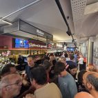 Sueca reviu els 40 anys del descens del València CF amb ‘Nosaltres, els Tuzonians’. / EPDA Sueca reviu els 40 anys del descens del València CF amb ‘Nosaltres, els Tuzonians’. / EPDA