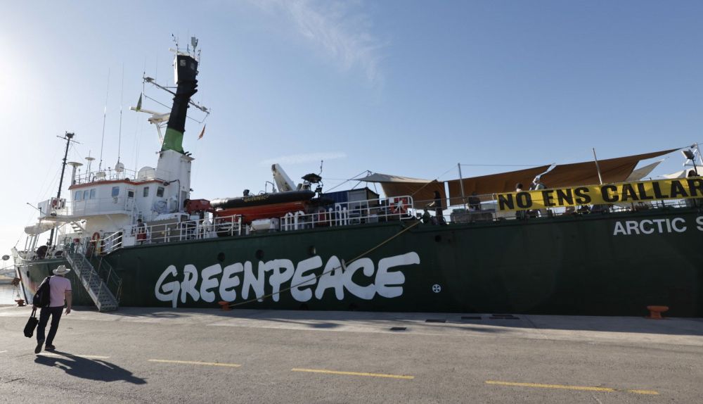 El rompehielos Arctic Sunrise de Greenpeace. / EFE-Manuel Bruque El rompehielos Arctic Sunrise de Greenpeace. / EFE-Manuel Bruque