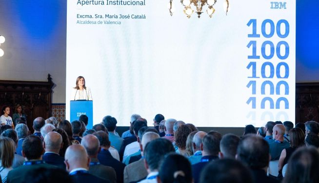 La intervención de la alcaldesa de Valencia, María José Catalá, en el acto de celebración de los 100 años de IBM en España. La intervención de la alcaldesa de Valencia, María José Catalá, en el acto de celebración de los 100 años de IBM en España.