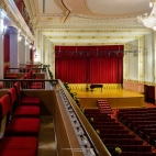 Interior del Teatro Montecarlo de Buñol, que La Artística ha ofrecido para acoger parte de la programación afectada por el cierre del Teatro Principal de Valencia. Interior del Teatro Montecarlo de Buñol, que La Artística ha ofrecido para acoger parte de la programación afectada por el cierre del Teatro Principal de Valencia.