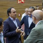 El president de la Generalitat, Juanfran Pérez Llorca, durante un pleno de Les Corts.