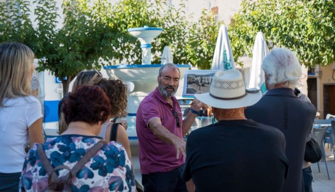 Visita guiada a cargo del cronista oficial de Tuéjar, José Tomás Varea. Visita guiada a cargo del cronista oficial de Tuéjar, José Tomás Varea.