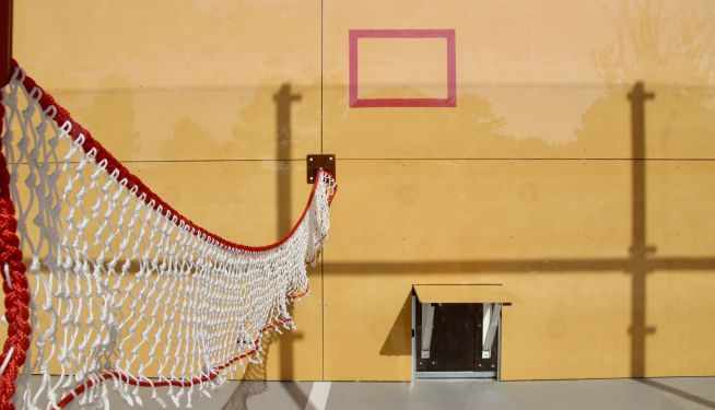 L'Espai Trinquet compta amb un sistema modular que permet muntar-lo en pocs dies sense massa obres. L'Espai Trinquet compta amb un sistema modular que permet muntar-lo en pocs dies sense massa obres.