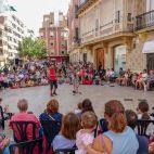 Art al Carrer trau la cultura dels espais convencionals per apropar-la a tots els públics.