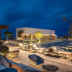 La terraza de Boga Sky Bar, en el Hotel Port Alicante, que acogerá Glow Nights el 24 de octubre.