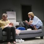 Escena de 'Dinamarca', con Pere Arquillué e Imma Colomer, que llega al Teatre Principal de Castelló el sábado 10 de octubre. Escena de 'Dinamarca', con Pere Arquillué e Imma Colomer, que llega al Teatre Principal de Castelló el sábado 10 de octubre.