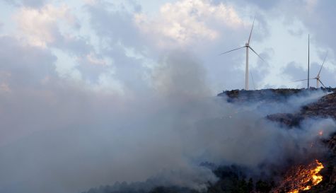 Humareda generada por el incendio de Bejís de 2022. / EFE-Domenech Castelló
