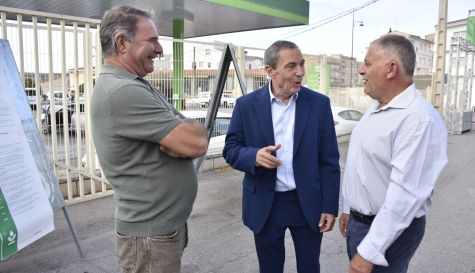 El presidente de la cooperativa Campoenguera, Enrique Pedrón, ha estado presente durante la inauguración