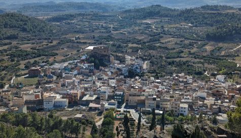 Vista de Castellnovo, municipio del Alto Palancia que ha obtenido 6.837 euros para mejorar la gestión de sus colonias felinas.