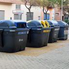 Los nuevos contenedores ya están instalados en la zona de la UJI de Castellón. Los nuevos contenedores ya están instalados en la zona de la UJI de Castellón.