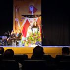 Amanda Bassa va ser la poeta guanyadora del 45é premi de poesia "Senyoriu d'Ausiàs March" de Beniarjó pel seu poemari Neuma. Amanda Bassa va ser la poeta guanyadora del 45é premi de poesia "Senyoriu d'Ausiàs March" de Beniarjó pel seu poemari Neuma.