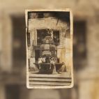La foto que ilustra la portada del llibre 'Plora xiquet, plora'. La foto que ilustra la portada del llibre 'Plora xiquet, plora'.