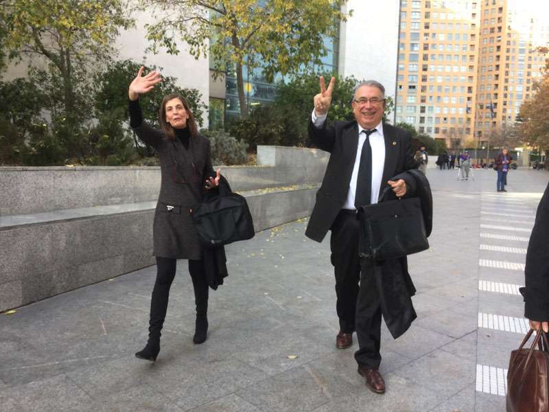 Sancho Sempere y su socia en la AVJ. FOTO P. V.