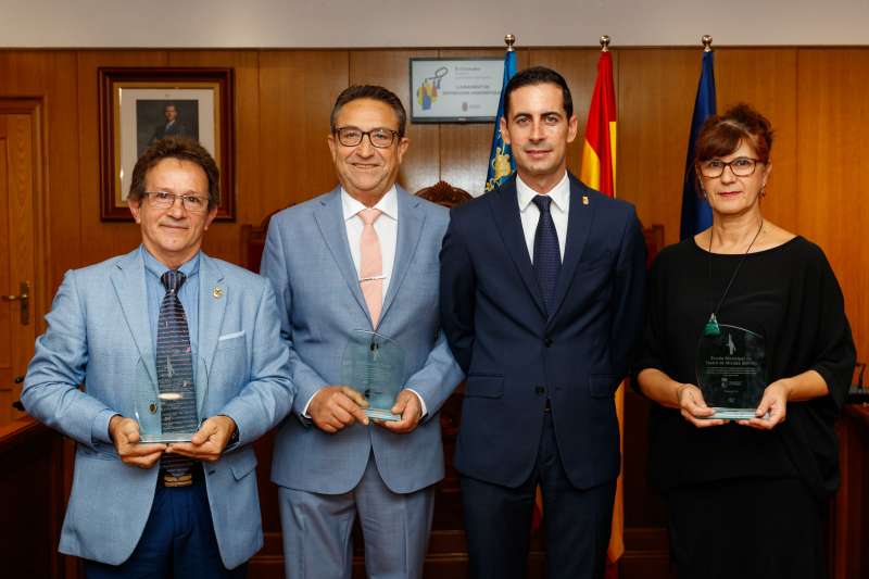 Entrega del reconocimiento. EPDA