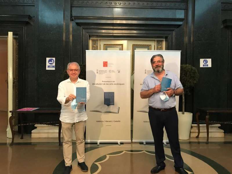 Imagen facilitada por la Generalitat de la presentación del "Vocabulari de les arts escèniques". EPDA.
