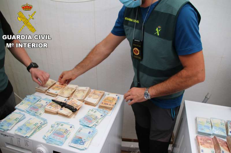 Incautación de dinero en la operación