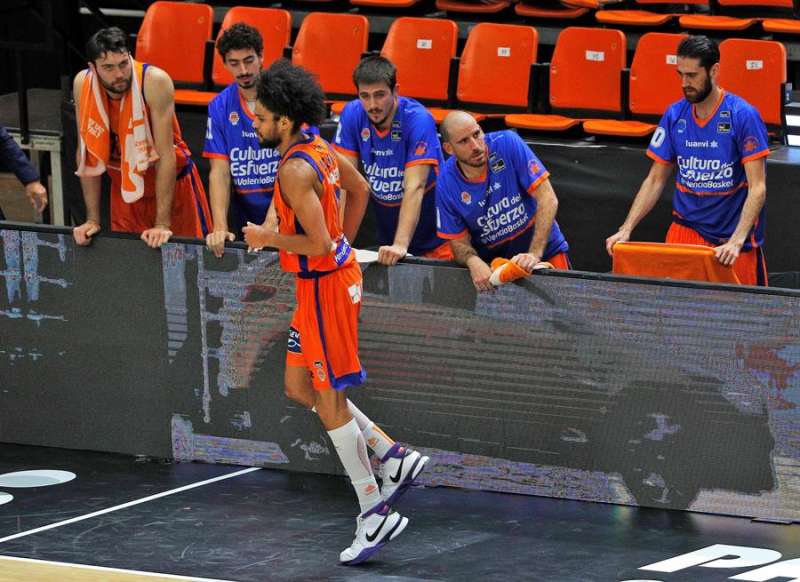 Labeyrie sufre una rotura muscular y se perderá los próximos partidos. EFE

