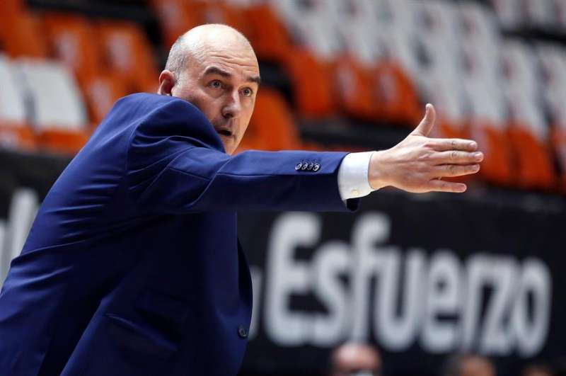 El entrenador del Valencia Basket, Jaume Ponsarnau. EFE/Miguel Ángel Polo/Archivo