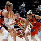 Partido entre el Casademont Zaragoza y el Valencia Basket / EFE