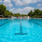 La piscina municipal de Mislata permaneció cerrada este sábado tras el fallecimiento de una mujer de 60 años.